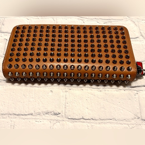 EUC Christian Louboutin Brown Zippy Long Wallet With Box & Dust Bag - Picture 10 of 16